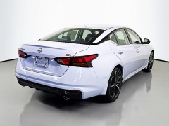 New 2025  Nissan Altima SR FWD at Dutro Auto near Zanesville&comma; OH