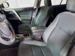 Used 2017  Toyota RAV4 4d SUV AWD LE at Dutro Auto near Zanesville&comma; OH