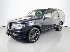 Used 2016  Lincoln Navigator 4d SUV 4WD Reserve at Dutro Auto near Zanesville&comma; OH