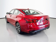 Used 2021  Nissan Altima 2&period;5 SR AWD Sedan at Graham Auto Mall near Mansfield&comma; OH