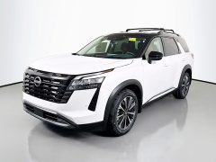 New 2026  Nissan Pathfinder Platinum 4WD at Graham Auto Mall near Mansfield&comma; OH