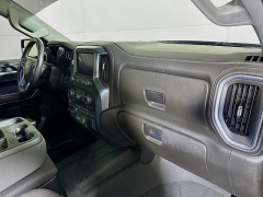 Used 2021  Chevrolet Silverado 1500 4WD Crew Cab 147" LT at Graham Auto Mall near Mansfield, OH