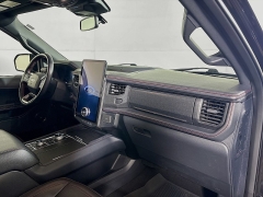 Used 2024  Ford Expedition Limited 4x4 at Graham Auto Mall near Mansfield&comma; OH
