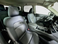 Used 2025  Nissan Pathfinder SV 4WD at Graham Auto Mall near Mansfield&comma; OH