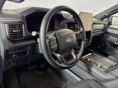 Used 2024  Ford Expedition Max Platinum 4x4 at Graham Auto Mall near Mansfield&comma; OH