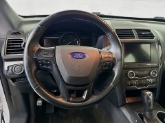 Used 2017  Ford Explorer 4d SUV 4WD XLT at Graham Auto Mall near Mansfield&comma; OH