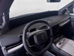 New 2027  Lincoln Navigator Reserve 4x4 at Graham Auto Mall near Mansfield&comma; OH