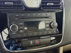 Used 2013  Chrysler 200 2d Convertible Touring at Dutro Auto near Zanesville, OH