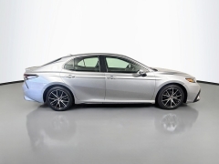 Used 2022  Toyota Camry SE Auto at Graham Auto Mall near Mansfield&comma; OH