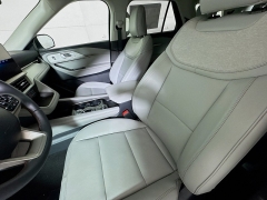 New 2026  Ford Explorer Active &lpar;100A&rpar; 4WD at Graham Auto Mall near Mansfield&comma; OH