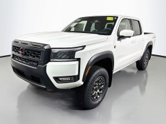 New 2026  Nissan Frontier Crew Cab 4x4 PRO-4X w&sol;R Package at Dutro Auto near Zanesville&comma; OH