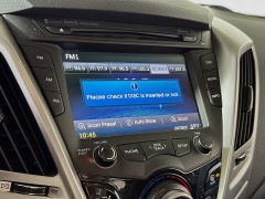 Used 2015  Hyundai Veloster 3d Coupe Auto at Graham Auto Mall near Mansfield&comma; OH