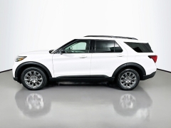 New 2026  Ford Explorer Active &lpar;100A&rpar; 4WD at Graham Auto Mall near Mansfield&comma; OH