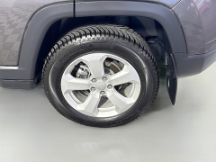 Used 2022  Jeep Compass Latitude 4x4 at Graham Auto Mall near Mansfield, OH