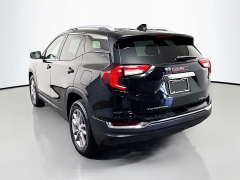 Used 2024  GMC Terrain AWD 4dr SLT at Graham Auto Mall near Mansfield, OH