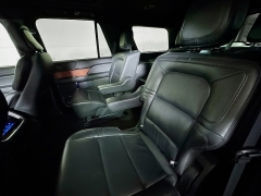 Used 2024  Lincoln Navigator Premiere 4x4 at Graham Auto Mall near Mansfield&comma; OH