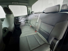 Used 2018  Chevrolet Silverado 1500 4WD Crew Cab LT at Graham Auto Mall near Mansfield&comma; OH