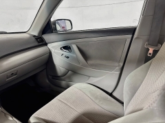 Used 2011  Toyota Camry 4d Sedan LE Auto at Dutro Auto near Zanesville&comma; OH