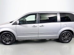 Used 2017  Dodge Grand Caravan 4d Wagon SE at Graham Auto Mall near Mansfield, OH