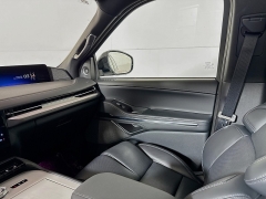 New 2025  Lincoln Navigator L Reserve 4x4 at Graham Auto Mall near Mansfield&comma; OH