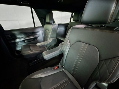 Used 2024  Ford Expedition Max Platinum 4x4 at Graham Auto Mall near Mansfield&comma; OH