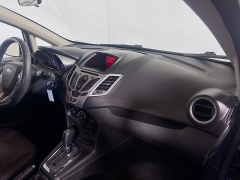 Used 2013  Ford Fiesta 4d Sedan SE at Graham Auto Mall near Mansfield&comma; OH