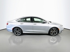 Used 2016  Chrysler 200 4d Sedan S AWD at Dutro Auto near Zanesville&comma; OH