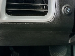 Used 2017  Chevrolet Equinox 4d SUV FWD LT at Graham Auto Mall near Mansfield&comma; OH