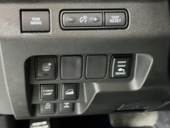 Used 2022  Nissan Frontier Crew Cab 4x4 PRO-4X Auto at Graham Auto Mall near Mansfield&comma; OH