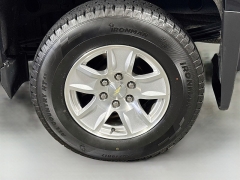 Used 2017  Chevrolet Silverado 1500 2WD Crew Cab LT at Graham Auto Mall near Mansfield&comma; OH