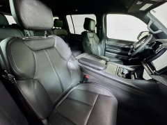 Used 2023  Jeep Wagoneer L Series III 4x4 at Graham Auto Mall near Mansfield, OH