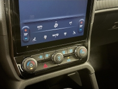 New 2025  Ford Ranger XLT 4WD SuperCrew 5' Box at Graham Auto Mall near Mansfield, OH