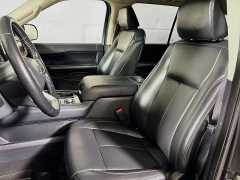 Used 2024  Ford Expedition XLT 4x4 at Dutro Auto near Zanesville&comma; OH