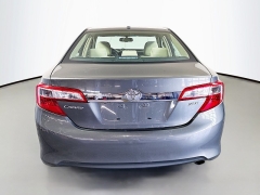 Used 2013  Toyota Camry 4d Sedan XLE at Dutro Auto near Zanesville&comma; OH