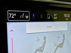 Used 2023  Chrysler Pacifica Touring L FWD at Dutro Auto near Zanesville&comma; OH