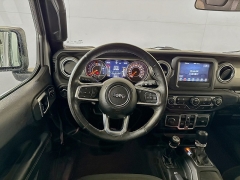 Used 2018  Jeep Wrangler Unlimited 4d SUV 4WD Sahara at Dutro Auto near Zanesville, OH