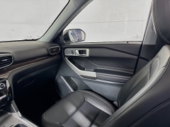 Used 2022  Ford Explorer Limited 4WD at Graham Auto Mall near Mansfield, OH