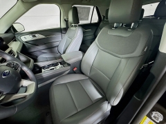 New 2026  Ford Explorer Active w&sol;200A Pkg 4WD at Dutro Auto near Zanesville&comma; OH