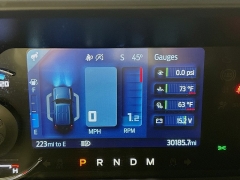 Used 2024  Ford Bronco Big Bend 4 Door 4x4 at Graham Auto Mall near Mansfield&comma; OH