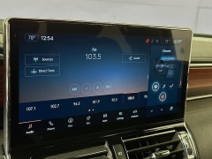 Used 2024  Lincoln Navigator Premiere 4x4 at Graham Auto Mall near Mansfield&comma; OH