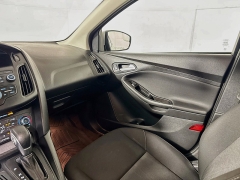 Used 2018  Ford Focus 4d Hatchback SE at Graham Auto Mall near Mansfield&comma; OH
