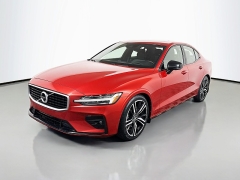 Used 2019  Volvo S60 4d Sedan FWD T5 R-Design at Graham Auto Mall near Mansfield&comma; OH