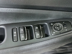 Used 2020  Hyundai Santa Fe 4d SUV AWD SEL 2&period;4L at Graham Auto Mall near Mansfield&comma; OH