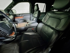 Used 2024  Lincoln Navigator Premiere 4x4 at Graham Auto Mall near Mansfield&comma; OH