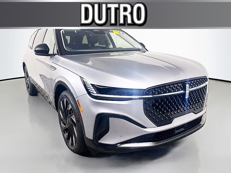 2026 Lincoln Nautilus Reserve AWD's photo