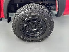 Used 2022  Nissan Frontier Crew Cab 4x4 PRO-4X Auto at Dutro Auto near Zanesville&comma; OH