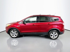 Used 2015  Ford Escape 4d SUV 4WD Titanium at Dutro Auto near Zanesville, OH