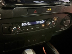 Used 2022  Nissan Frontier Crew Cab 4x4 PRO-4X Auto at Dutro Auto near Zanesville&comma; OH