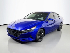 Used 2022  Hyundai Elantra SEL IVT at Dutro Auto near Zanesville&comma; OH
