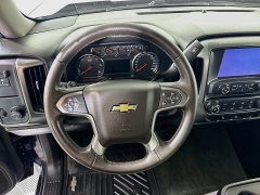 Used 2017  Chevrolet Silverado 1500 2WD Crew Cab LT at Graham Auto Mall near Mansfield&comma; OH